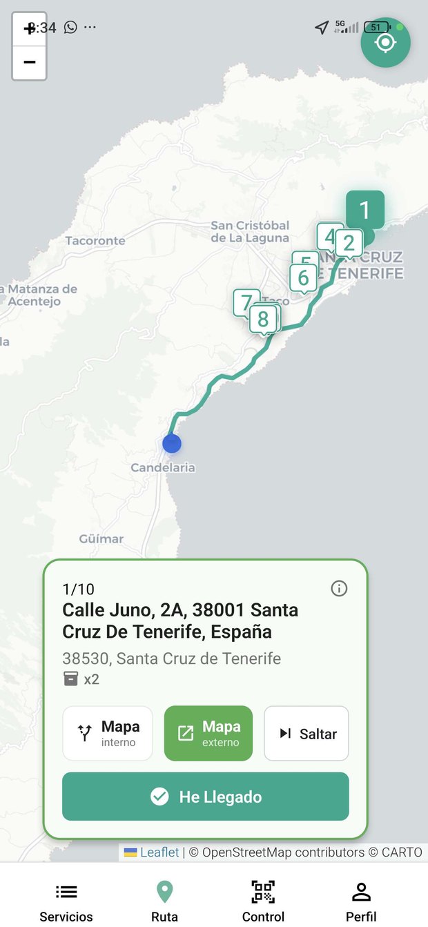 App móvil de Bestmile: mapa con la ruta del día y las paradas numeradas, y abajo la parada en curso con su dirección, los bultos que lleva y el botón He llegado